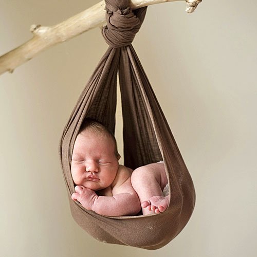 durmiendo tranquilo Un bebé durmiendo con su gorrito de sandía