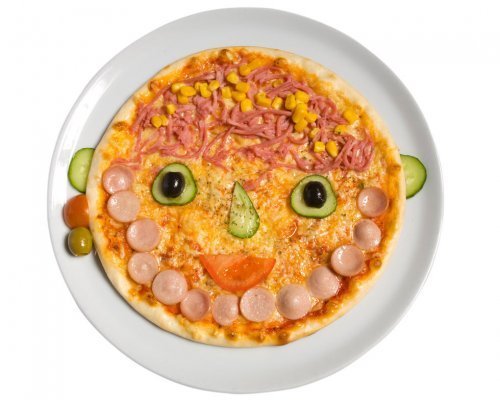 Una pizza con 'mucha cara' para los niños
