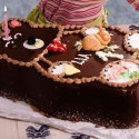 Tarta para el cumpleaños de los niños. Un osito