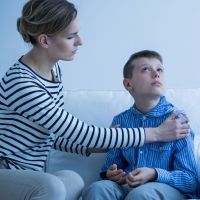 La familia de un niño autista