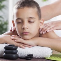 Beneficios de la reflexología y masaje en los niños