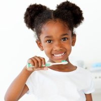 El flúor y los dientes de los niños
