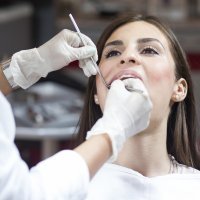 Las mujeres embarazadas pueden ir al dentista