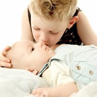 Cómo preparar a los niños para la llegada de un hermanito