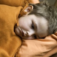 ¿Te da vergüenza reconocer que tu hijo hace pis en la cama?