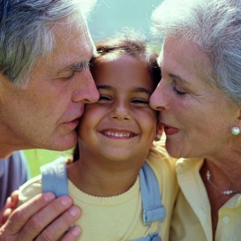 Lo que los abuelos pueden hacer por sus nietos