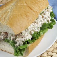 Bocadillo de atún, merienda sana para niños