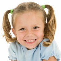 Cómo hacer dos coletas, peinados para niña