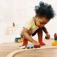 Qué considerar para elegir juguetes adecuados para los niños