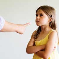 Qué hacer para cambiar la mala conducta de los hijos