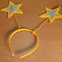Diadema con estrellas para disfraz de hada. Manualidades con niños
