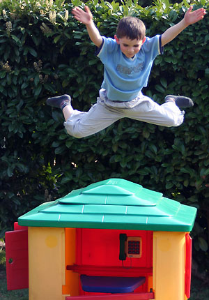 Niños felices y conformistas