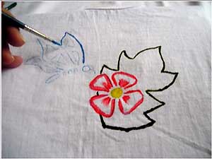 Empieza a perfilar el dibujo