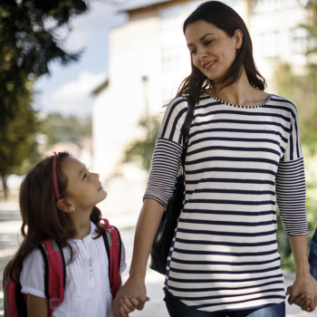 Las 6 razones por las que los niños deben ir andando al colegio