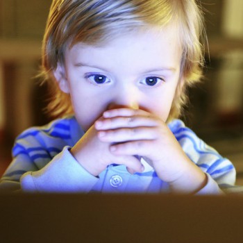 Qué ordenador comprar a un niño y pautas para usarlo