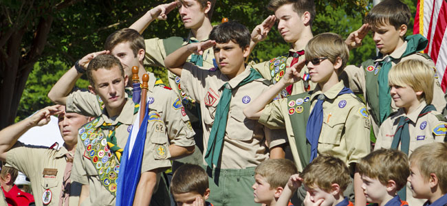 Los boys scouts incorporan a las chicas