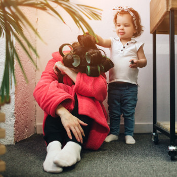 No estás fracasando. Ser mamá es difícil y agotador