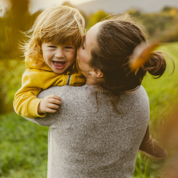 Enseñar a vivir a tus hijos es el reto más grande que tienes como madre