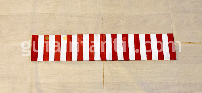 El segundo paso de esta manualidad navideña para niños