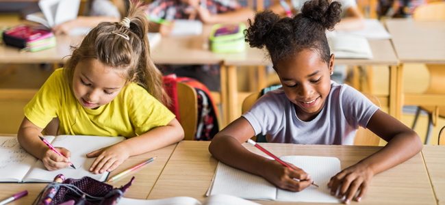 Dictados cortos para hacer con los niños en Navidad
