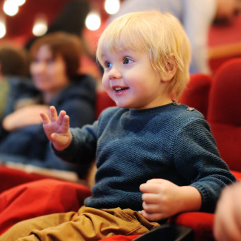 Tráiler: La niñera mágica y el Big Bang