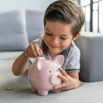 La paga debe enseñar a los niños a hacer un uso responsable del dinero
