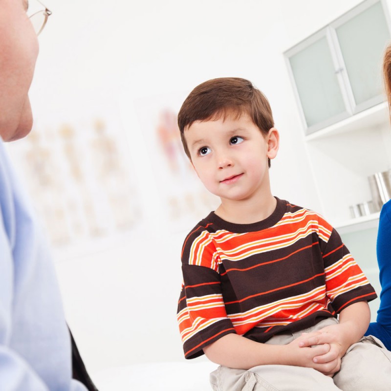 Qué complicaciones pueden darse en el postoperatorio de fimosis en niños