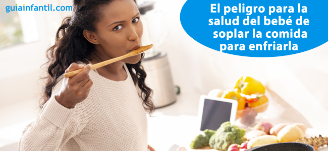 soplar comida para enfriarla