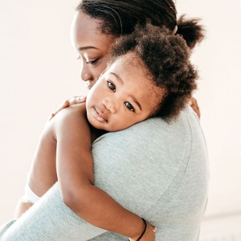 Aprender a abrazar. El poder del abrazo de un bebé
