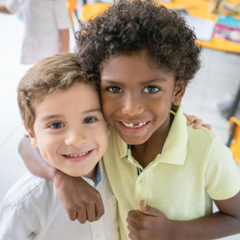 La técnica de los 7 lemas para que los niños sean buenos compañeros