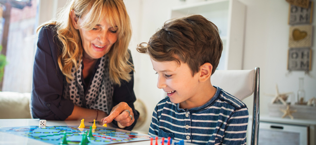 juegos para ayudar al niño a establecer la conversación