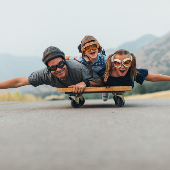 Lo que se gana y se pierde cuando los padres juegan con sus hijos