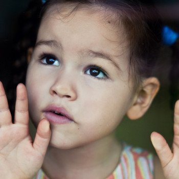 El papel que juega la tristeza en el desarrollo emocional de un niño