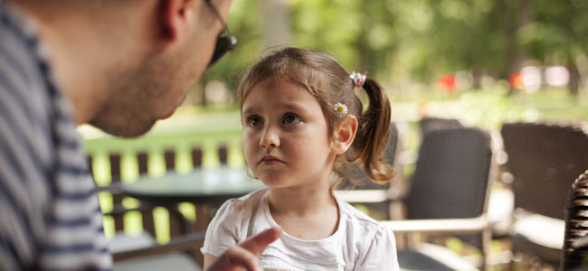 cuando otros regañan a mi hijo