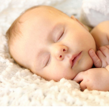 El sueño de los bebés entre 4 y 7 meses. Buenas y malas noticias