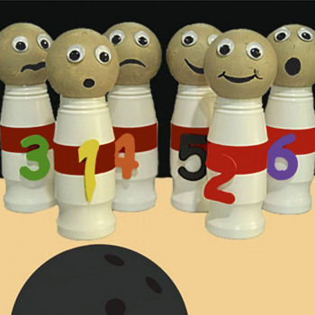 Juego de bolos. Manualidades de juguetes para niños