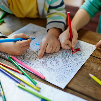 ¿Por qué deben los niños pintar mandalas?