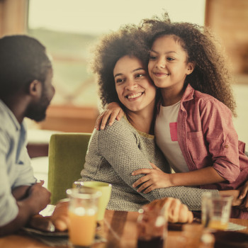 Temas para hablar con los niños a la hora de la comida