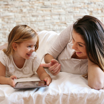 Divertidos juegos para hacer por videollamada con niños de 6 a 8 años