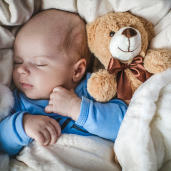 Causas y situaciones de riesgo de asfixia en bebés lactantes