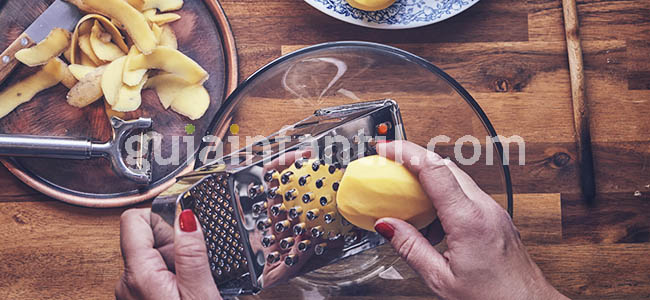 paso 1 de la receta de patatas rosti