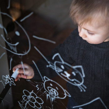 Juegos de motricidad fina para hacer con niños en casa de fácil creación
