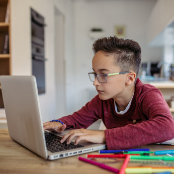 6 retos que la enseñanza virtual de los niños presenta a los maestros