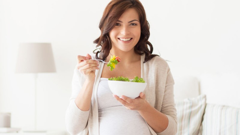 Alimentación de la madre en caso de embarazo múltiple
