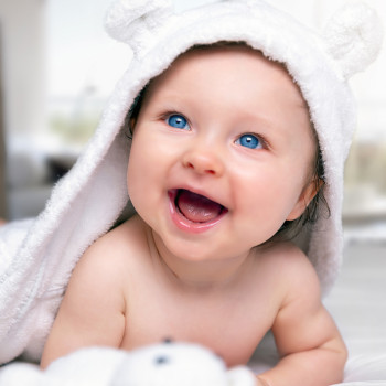 72 nombres para niños y niñas más acertados según su mes de nacimiento
