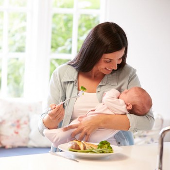Alimentos indispensables contra la retención de líquidos tras el parto