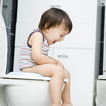 Cómo retirar el pañal al bebé según el método Montessori