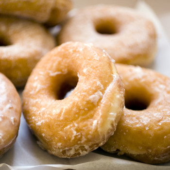 Donuts caseros glaseados con azúcar
