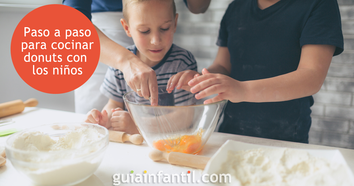 Cocinar paso a paso donuts con los niños