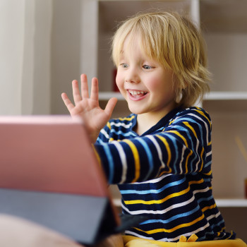 9 muestras de amor a distancia por si no puedes estar junto a los niños